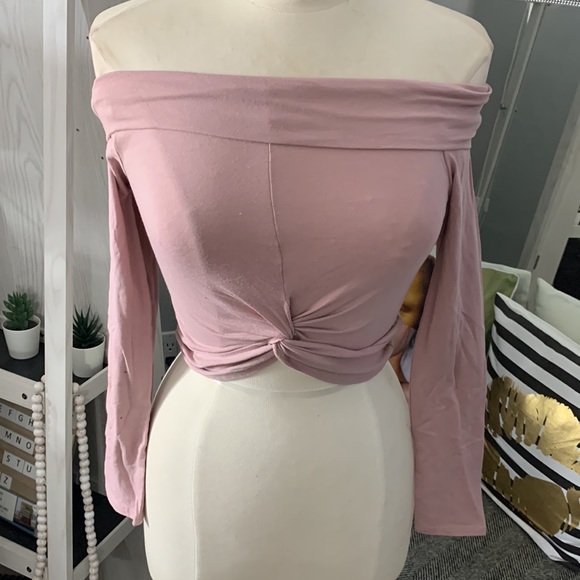 FashionNova | cropped top size small - Picture 6 of 7